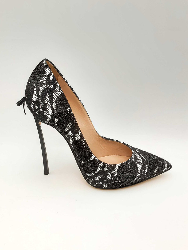 Casadei Black Lace & White Minorca Leather Pumps Size Eu 40 Fw1124cxsa