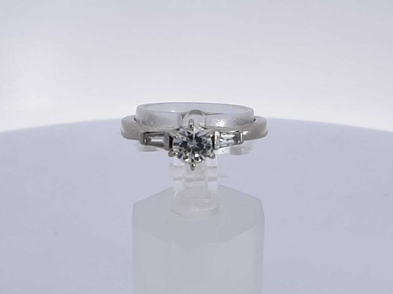 0.68 Cttw Diamond 14k White Gold Ring 3.8 Grams Size 7 Aa0225exzsa
