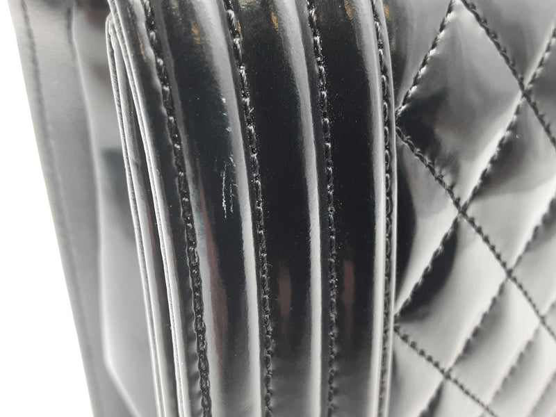 Chanel Medium Boy Bag Black Patent Leather Handbag Aa0425lzxzsa