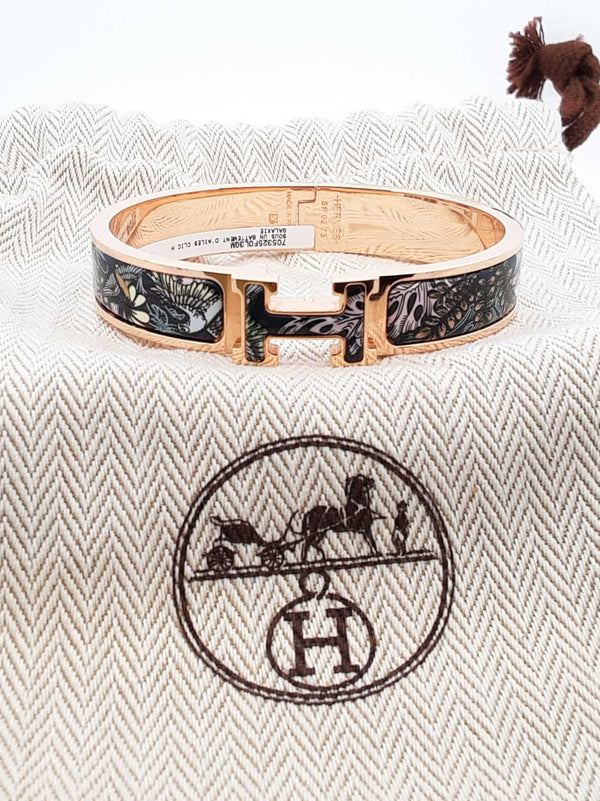 Hermès Clic H Sous Un Battement D'ailes Enamel Bracelet 6.5 Inch Fw1025orzdu