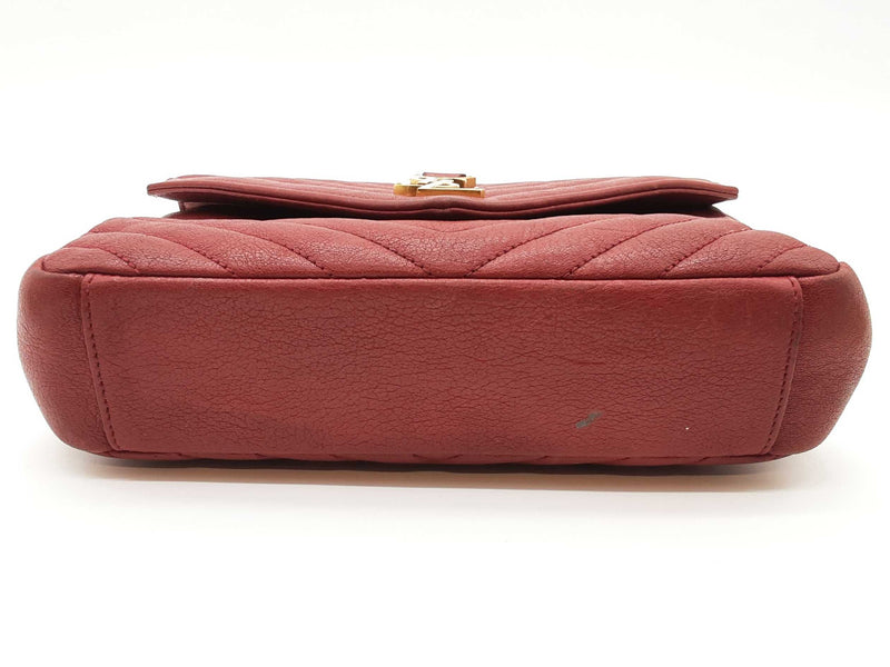 Ysl Yves Saint Laurent Sheepskin Matelasse Monogram Red Crossbody Sd0825ezxde