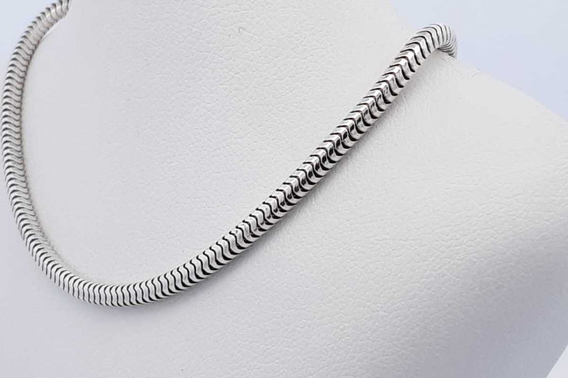 Tiffany & Co. Sterling Silver Snake Chain 19.3 Grams 30 Inch Eb0824srsa