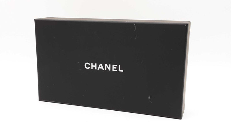 Chanel Classic Small O Case In Black Diamond Quilted Caviar Leather Fw0825rzxdu