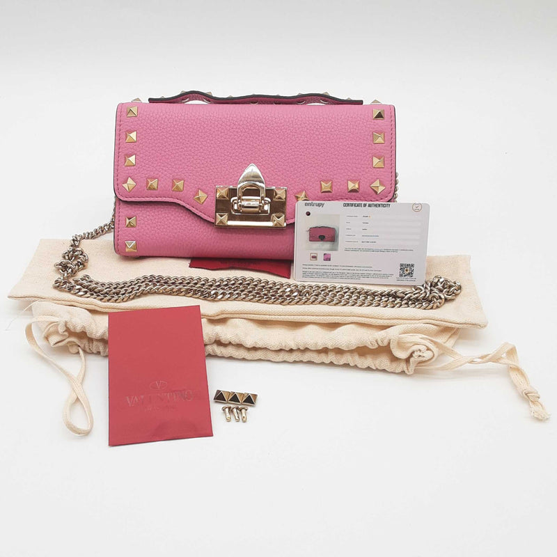 Valentino Garavani Rockstud Pink Calfskin Wallet Sd0925ozxde
