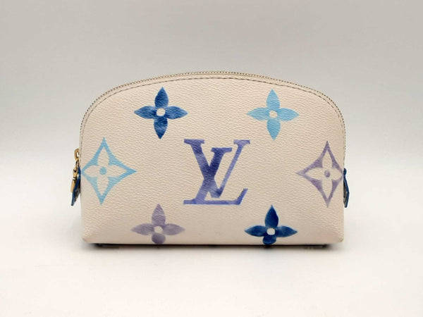 Louis Vuitton Pochette Cosmétique In Monogram By The Pool Fw1224oxzsa