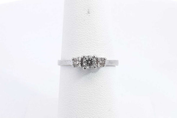 Approx. 0.11ctw Diamond Ring In 10k White Gold 1.7 Grams Size 6 Eb0724pxsa