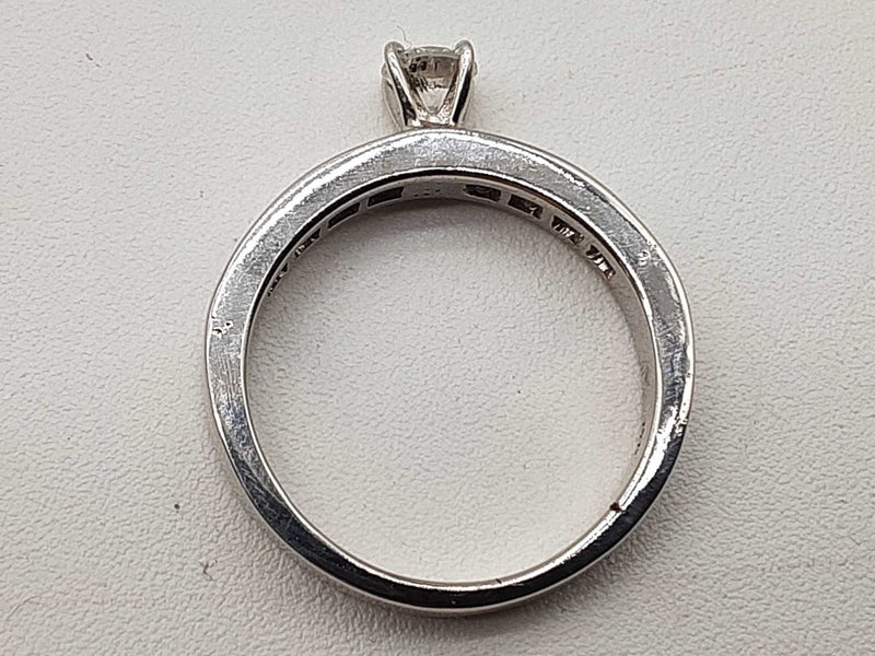 0.80 Ctw Diamonds 14k White Gold 5.2g Ring Size 8 Do0125ixzde