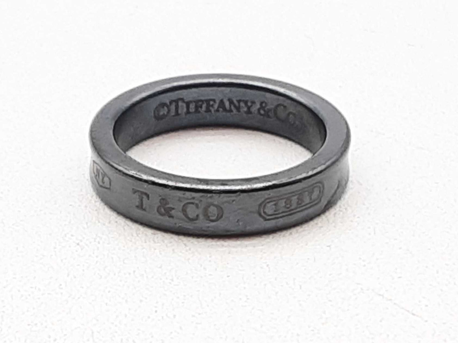 Tiffany & Co. 1837 Titanium Ring Size 5 Do0125lxzde – Max Pawn