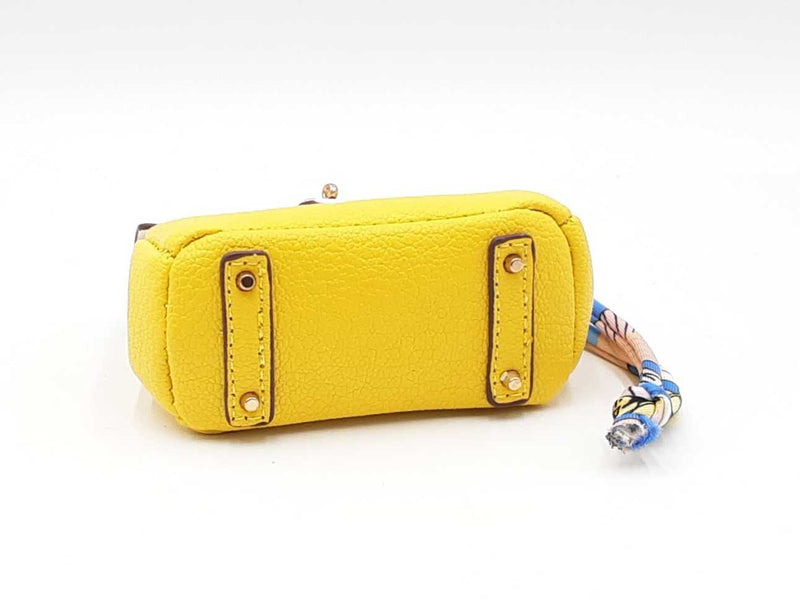 Mini Exquisite Bag Charm In Yellow Fw0825idu