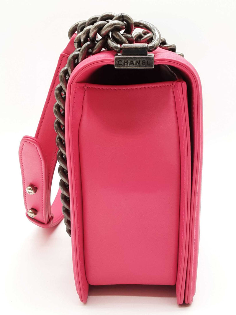 Chanel Boy Bag Hot Pink Quilted Lambskin Leather Shoulder Bag Do0925wxzxde