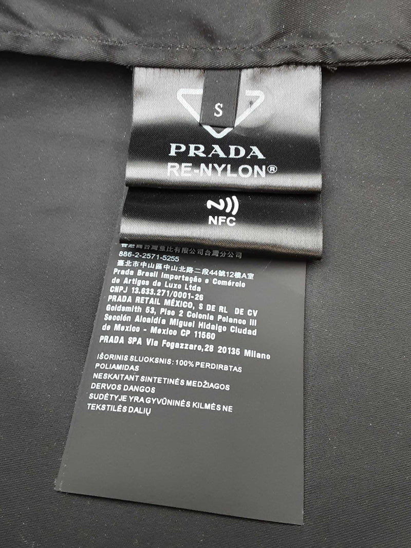 Prada Re-nylon Black Long Sleeve Snap Button Up Shirt Size Sm Do0425wxzde