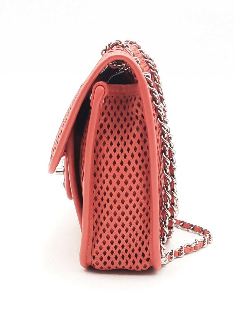 Chanel Perforated Red Leather Up In The Air Flap Shoulder Bag Eb0125lexzsa