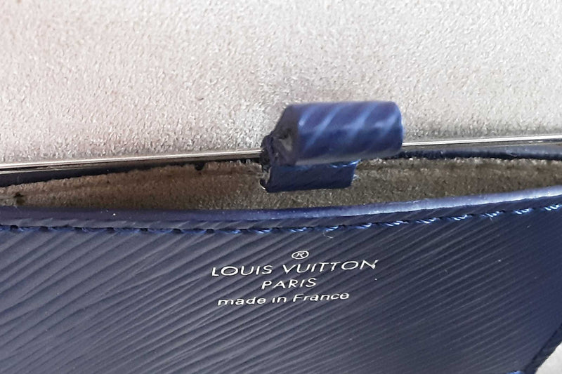 Louis Vuitton Twist Mm Savane Blue Epi Leather Shoulder Bag Eb0925lrxzde