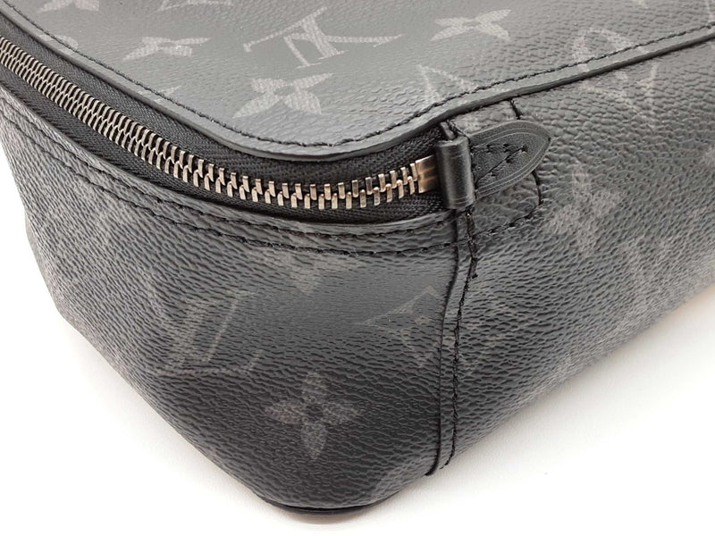 Louis Vuitton Black Graphite Monogram Coated Canvas Cosmetic Bag Do1125oxzde