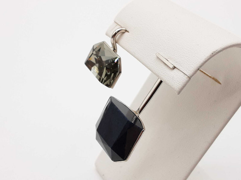 Christian Dior Cruise Asymmetrical Half Stud Earrings Do1025oxzde