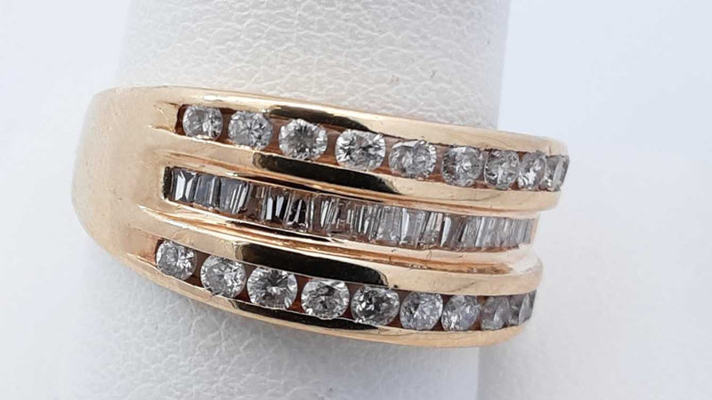 1.31ctw Diamond Ring In 14k Yellow Gold 5.7 Grams Size 9 Eb1125wxzdu