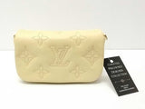 Louis Vuitton Bubblegram Wallet On Strap Mk0826lcpzmia