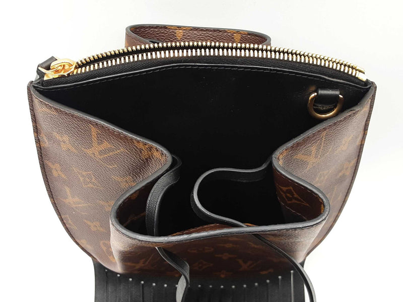 Louis Vuitton Fringed Noe Bucket Bag In Monogram Coated Canvas Fw0925szxdu