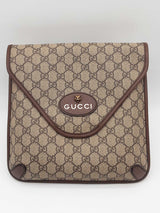 Gucci Neo Vintage Gg Supreme Canvas Web Strap Messenger Bag Eb0626rxzde
