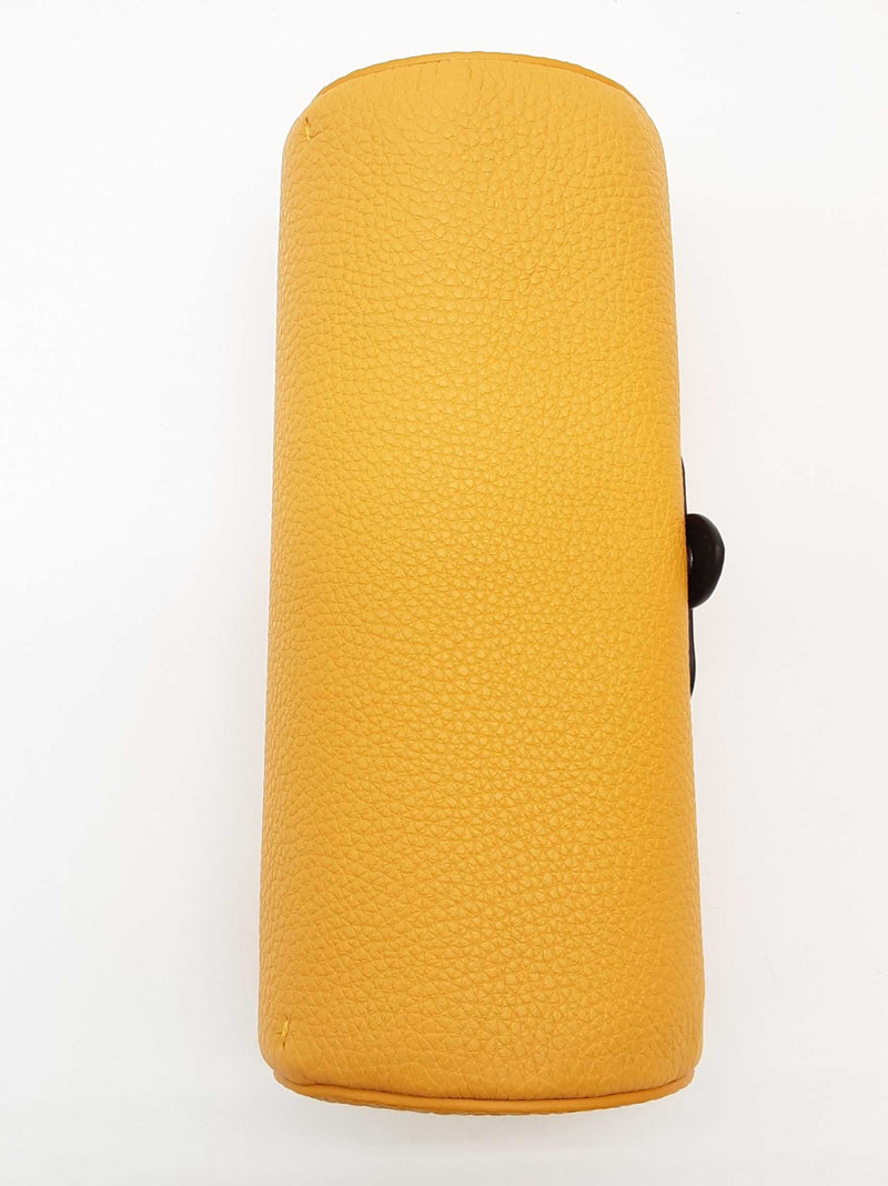 Fendi Yellow Leather Watch Bracelet Case Do0325opxzde