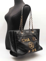 Chanel Deauville Small Shopping Bag In Black Leather Fwwrxzdu