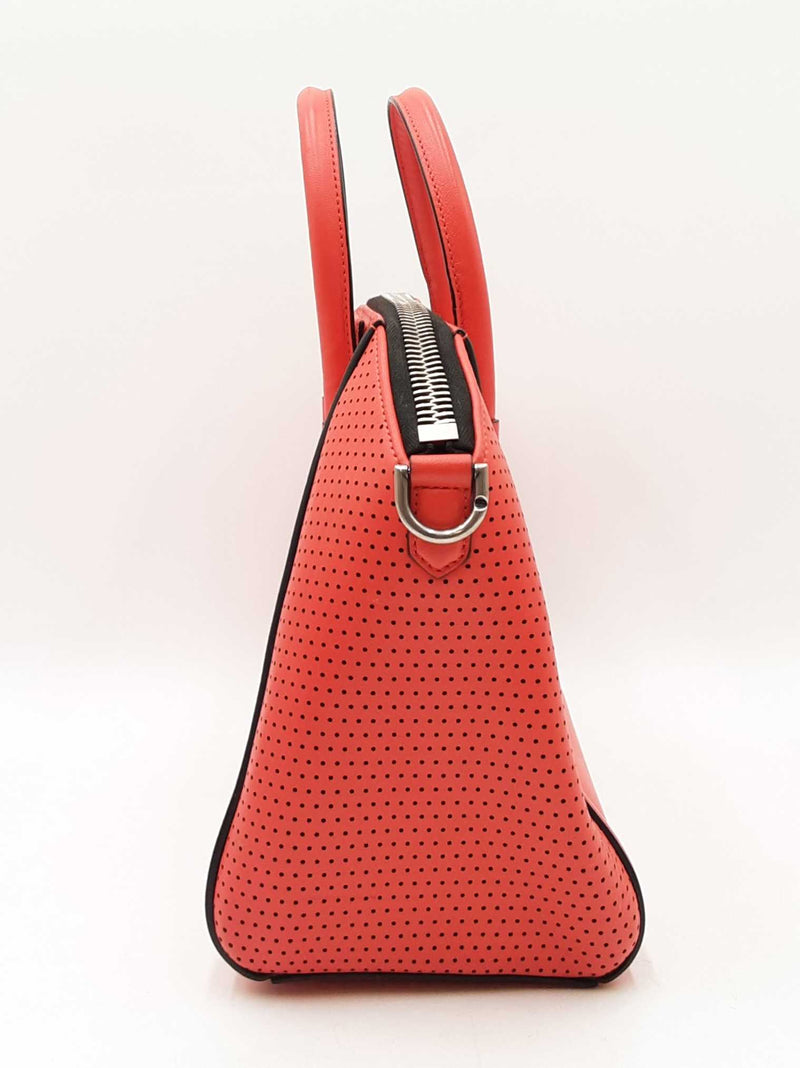Givenchy Antigona Satchel In Red Leather Fw0725lrzdu