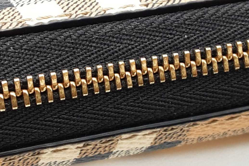 Burberry Haymarket Check Zip Around Wallet Eb1025loxdu