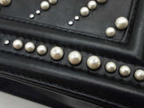 Chanel Black Leather Boy Bag With Faux Pearl Embellishments Eb0126wxxzde