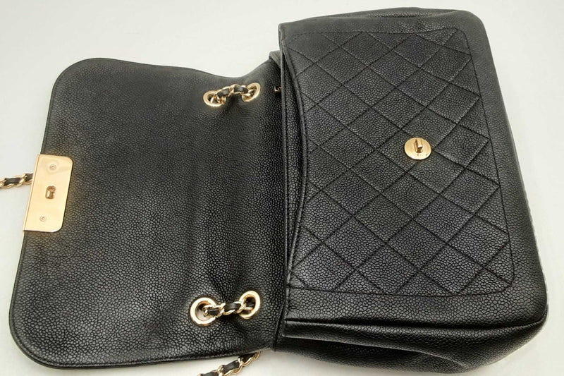 Chanel Quilted Caviar Cc Flap Crossbody Bag Eb0125opxzsa