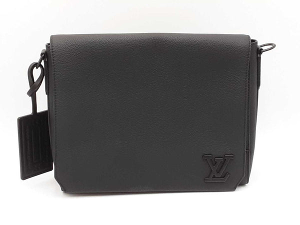 Louis Vuitton Takeoff Messenger Pm Black Leather Crossbody Sd0425lwxzdu