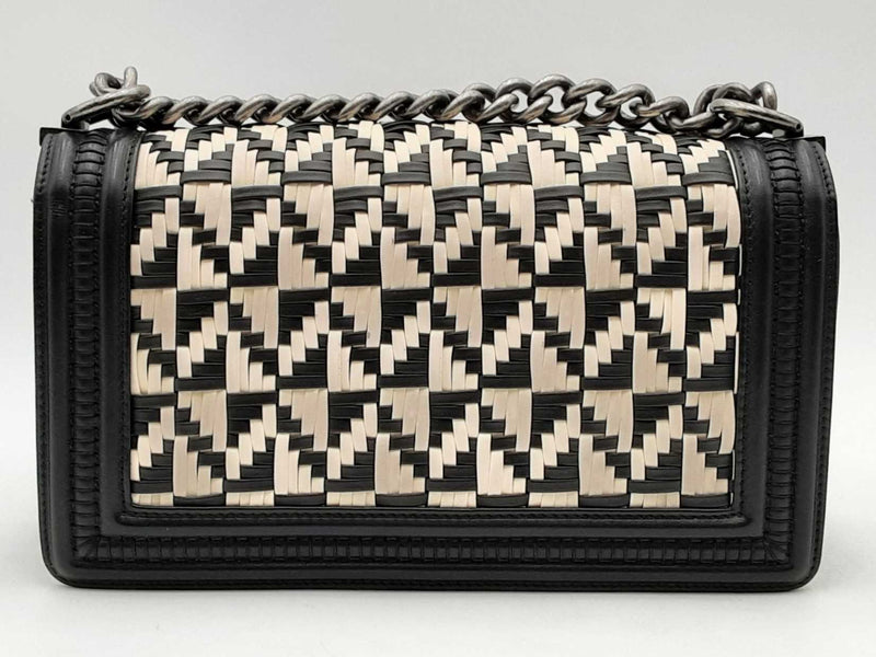 Chanel Medium Boy Bag Woven Leather Black Handbag Aa0425lexzsa