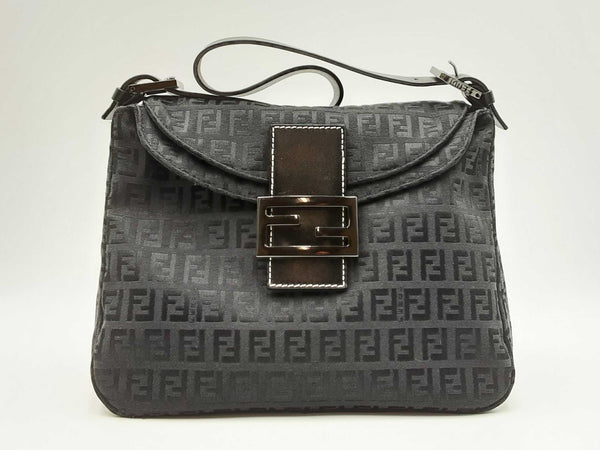 Fendi Baguette Bag In Zucchino Logo Canvas Fw0225orzdu