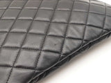 Chanel Large Cosmetic Case In Black Diamond-quilted Leather Fw1225prxdu