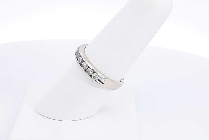 Approx. 0.7ctw Diamond Ring In 14k White Gold 3.4 Grams Size 7.25 Eb1124lrxdu