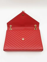 Yves Saint Laurent Envelope Flap Bag In Red Quilted Grained Leather Fw1225przdu