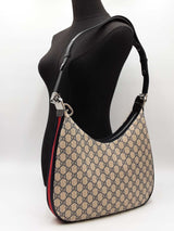 Gucci Attaché Shoulder Bag In Beige & Navy Gg Supreme Coated Canvas Fw0626erzdu