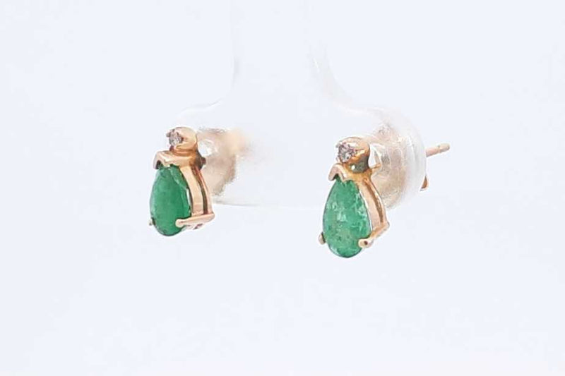 Green Gemstone Stud Earrings In 14k Yellow Gold 1 Gram Eb0924wrdu