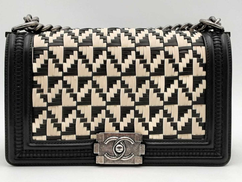 Chanel Medium Boy Bag Woven Leather Black Handbag Aa0425lexzsa