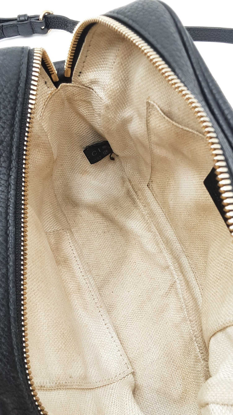 Gucci Soho Disco Crossbody Bag In Black Pebbled Leather Fw1125wxzdu