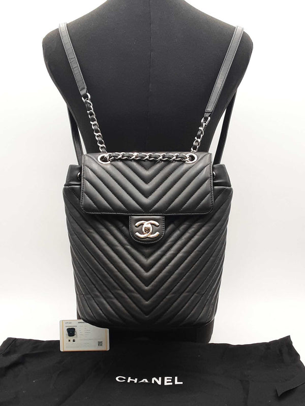 Chanel Chevron Quilted Small Urban Spirit Backpack Black Aa0625ozxzsa