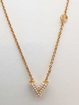 Louis Vuitton Essential V Faux Pearl Goldtone 6.7g Necklace 17.5 In Do0525lcrde