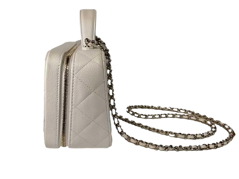 Chanel Pxkh45hh White Handbag Jg1012lzxzmia