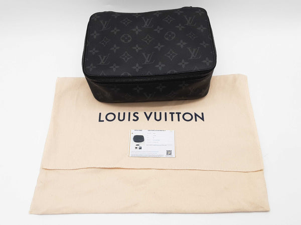 Louis Vuitton Black Graphite Monogram Coated Canvas Cosmetic Bag Do1125oxzde