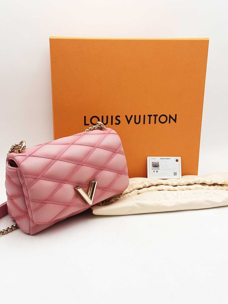 Louis Vuitton Framboise Lambskin Malletage Go-14 Mm Handbag Sd0625orzxsa