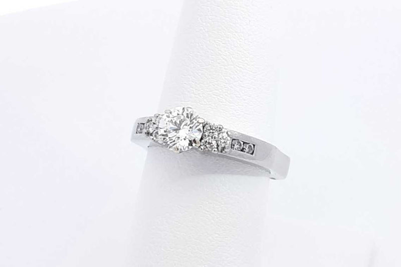 Approx. 0.79ctw Diamond Ring In 14k White Gold 7.4 Grams Size 7 Eb1124pordu