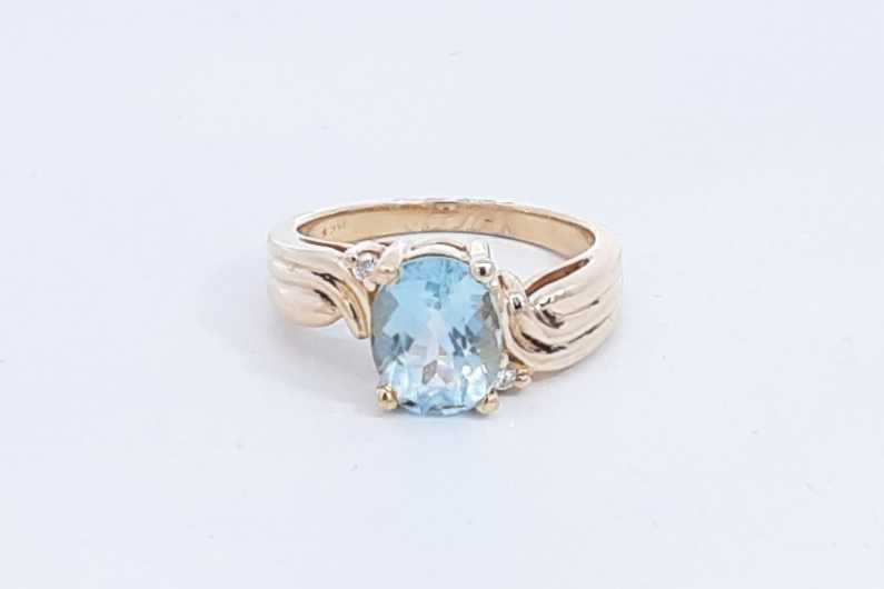 Light Blue Gemstone Ring In 14k Yellow Gold 4.7 Grams Size 6.75 Eb0824lrxsa