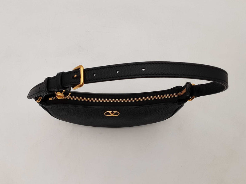 Valentino Garavani Vlogo Signature Mini Hobo Bag Sd0925wzxsa