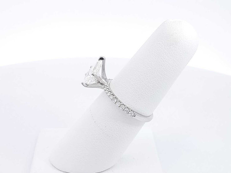 2.01 Cttw Pear-cut Diamond & 14k White Gold Ring Size 6, 2.4 Grams Fw0524owxzdu