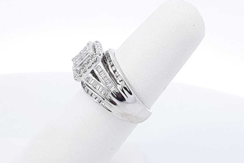 0.83ctw Diamond Ring In 10k White Gold 5.5 Grams Size 5.5 Eb1225olxdu