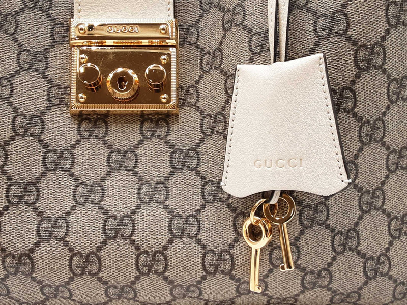 Gucci Medium Padlock Tote In Gg Supreme Monogram Coated Canvas Fw1125prrdu